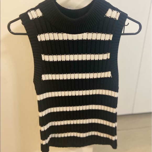 Intermix knit sweater - Picture 2 of 4